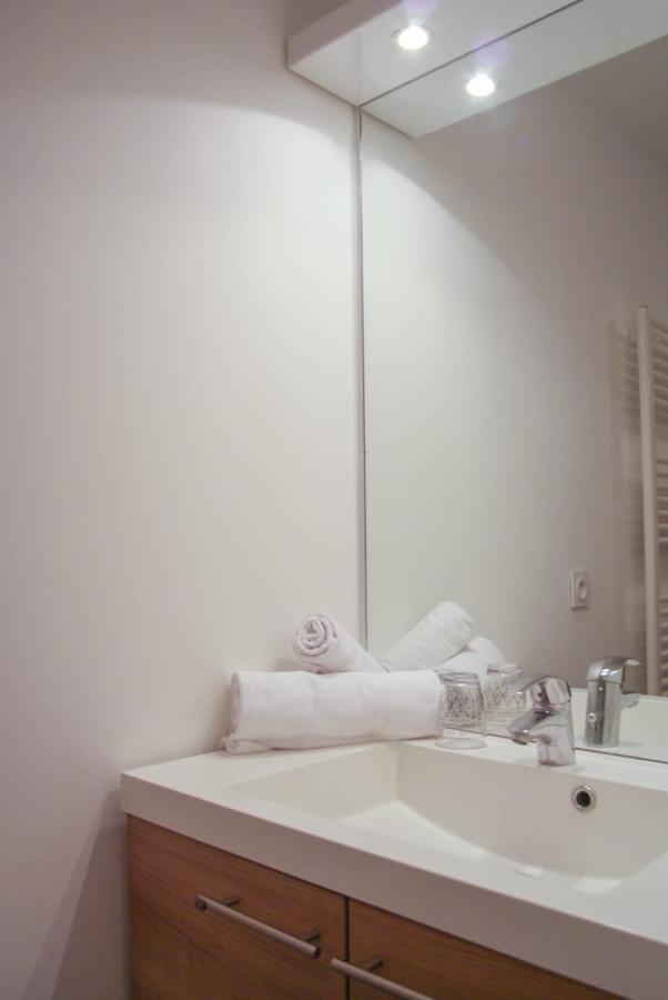 Villa Camilia - 2 Rooms Balcony Garage In Downtown Annecy Luaran gambar