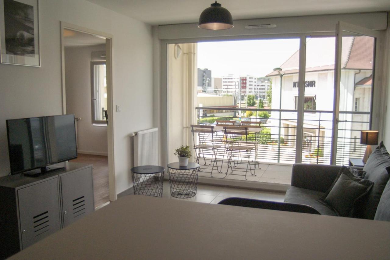 Villa Camilia - 2 Rooms Balcony Garage In Downtown Annecy Luaran gambar